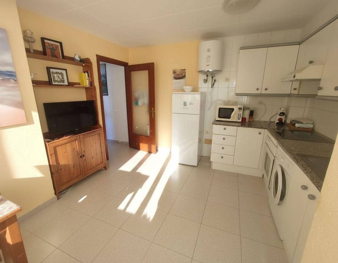 2 soveværelse Lejlighed til salg i Sant Carles de la Rapita - € 100.000 (Ref: 9851765)