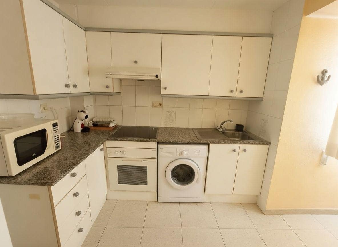 2 soveværelse Lejlighed til salg i Sant Carles de la Rapita - € 100.000 (Ref: 9851765)