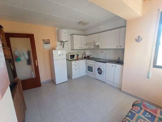 2 soveværelse Lejlighed til salg i Sant Carles de la Ràpita - € 100.000 (Ref: 9851765)