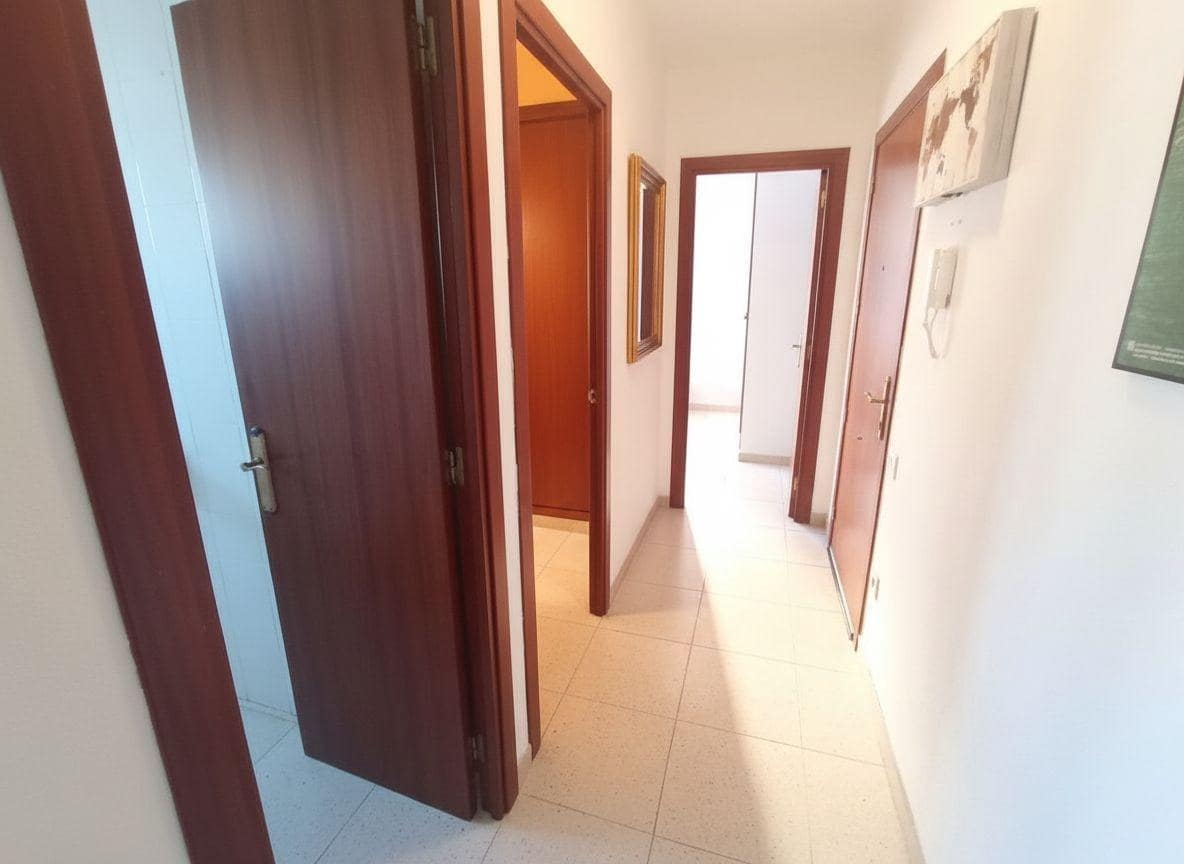 2 soveværelse Lejlighed til salg i Sant Carles de la Rapita - € 100.000 (Ref: 9851765)