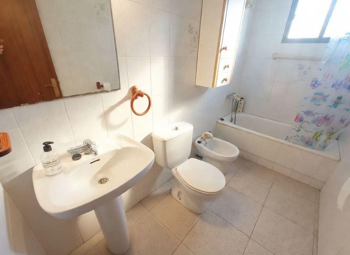 2 soveværelse Lejlighed til salg i Sant Carles de la Rapita - € 100.000 (Ref: 9851765)