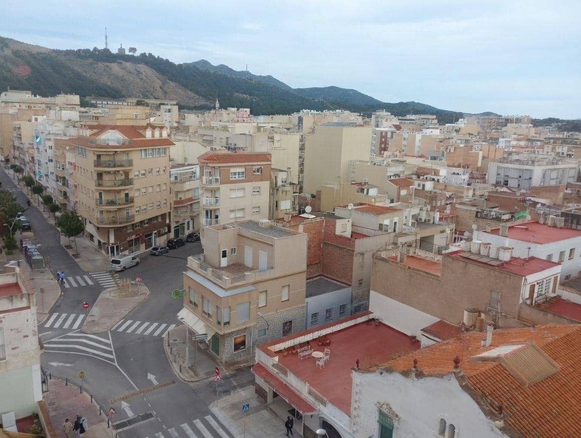 2 soveværelse Lejlighed til salg i Sant Carles de la Rapita - € 100.000 (Ref: 9851765)