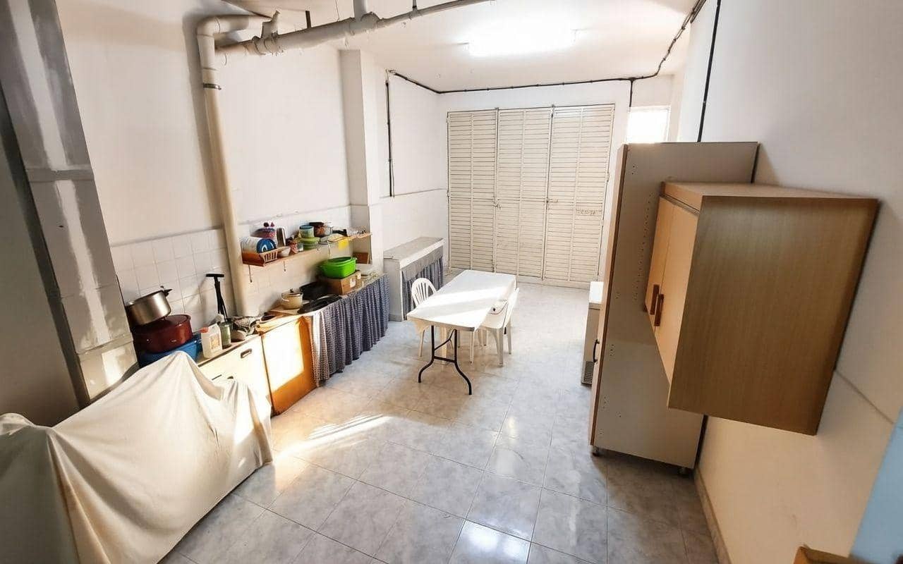 6 chambre Maison de Ville à vendre à Sant Carles de la Rapita avec garage - 235 000 € (Ref: 9860997)