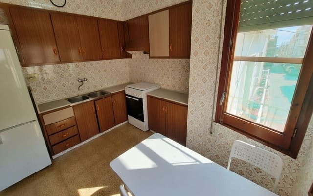 6 chambre Maison de Ville à vendre à Sant Carles de la Ràpita avec garage - 235 000 € (Ref: 9860997)