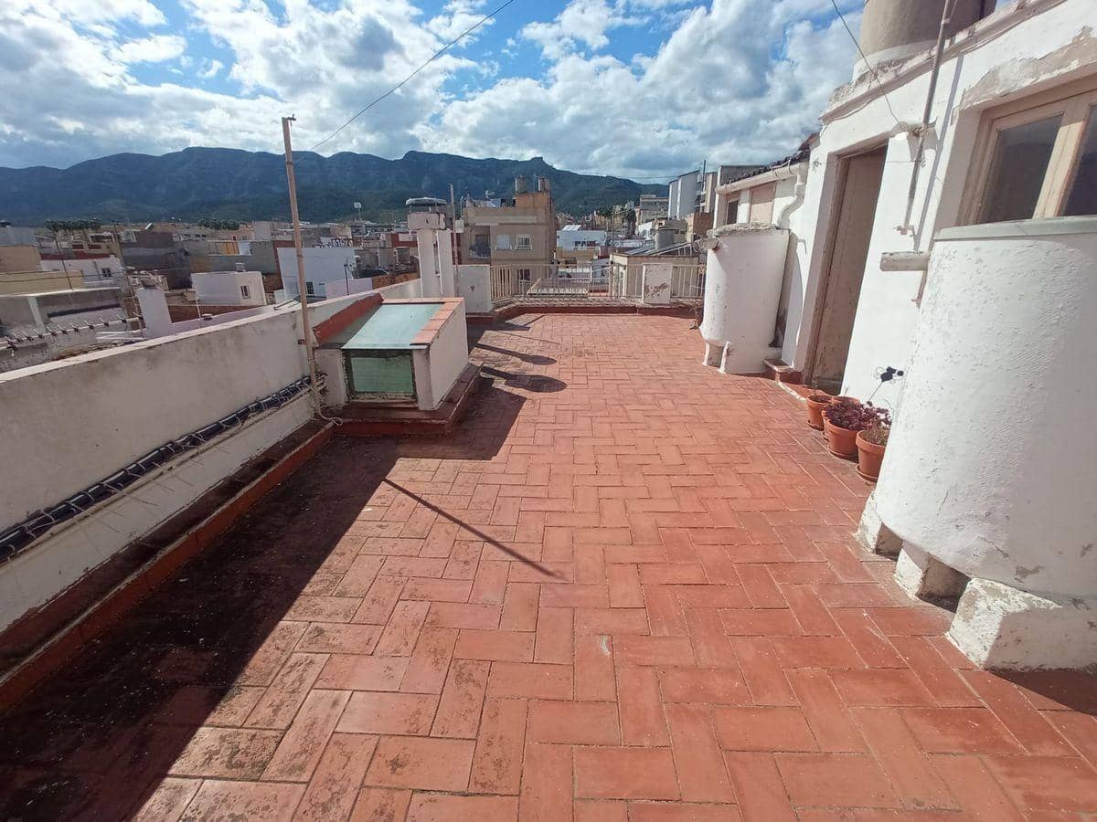 6 chambre Maison de Ville à vendre à Sant Carles de la Rapita avec garage - 235 000 € (Ref: 9860997)