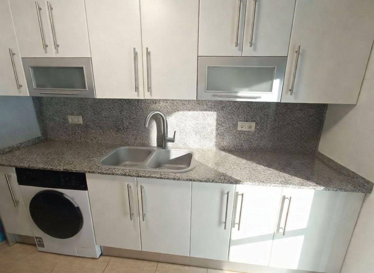 3 slaapkamer Flat te koop in Sant Carles de la Rapita - € 145.000 (Ref: 9892379)