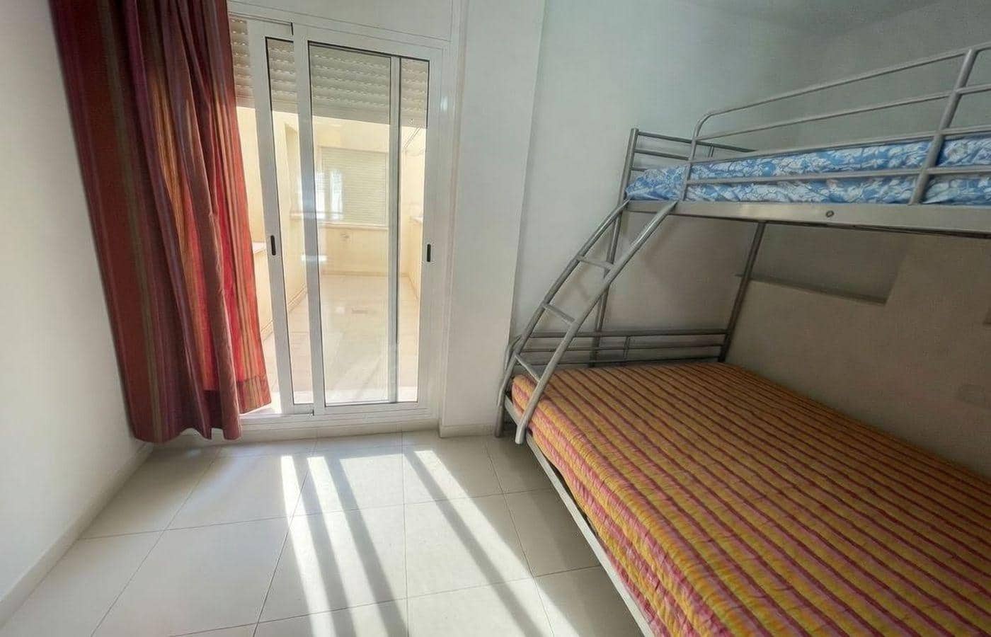 Piso de 3 habitaciones en Sant Carles de la Ràpita en venta - 170.000 € (Ref: 9893886)