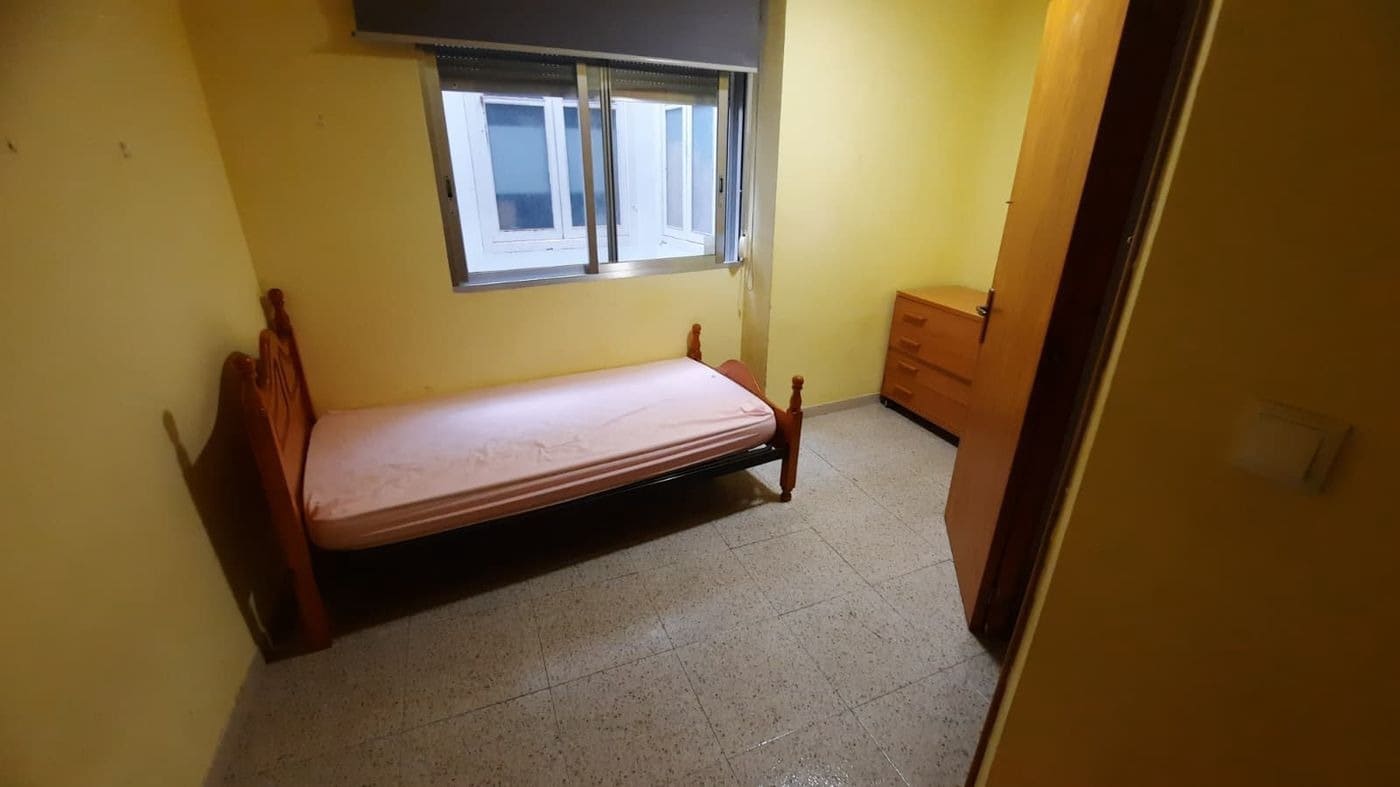 5 Zimmer Firma/Unternehmen zu verkaufen in Vinaros - 180.000 € (Ref: 9893887)