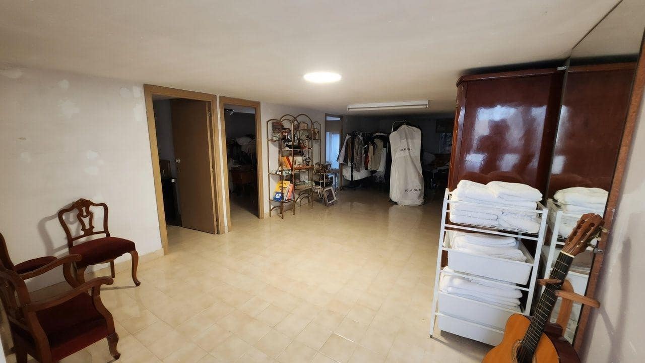 5 sovrum Hus till salu i Sant Carles de la Rapita med garage - 260 000 € (Ref: 9898700)