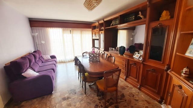 5 sovrum Hus till salu i Sant Carles de la Ràpita med garage - 260 000 € (Ref: 9898700)