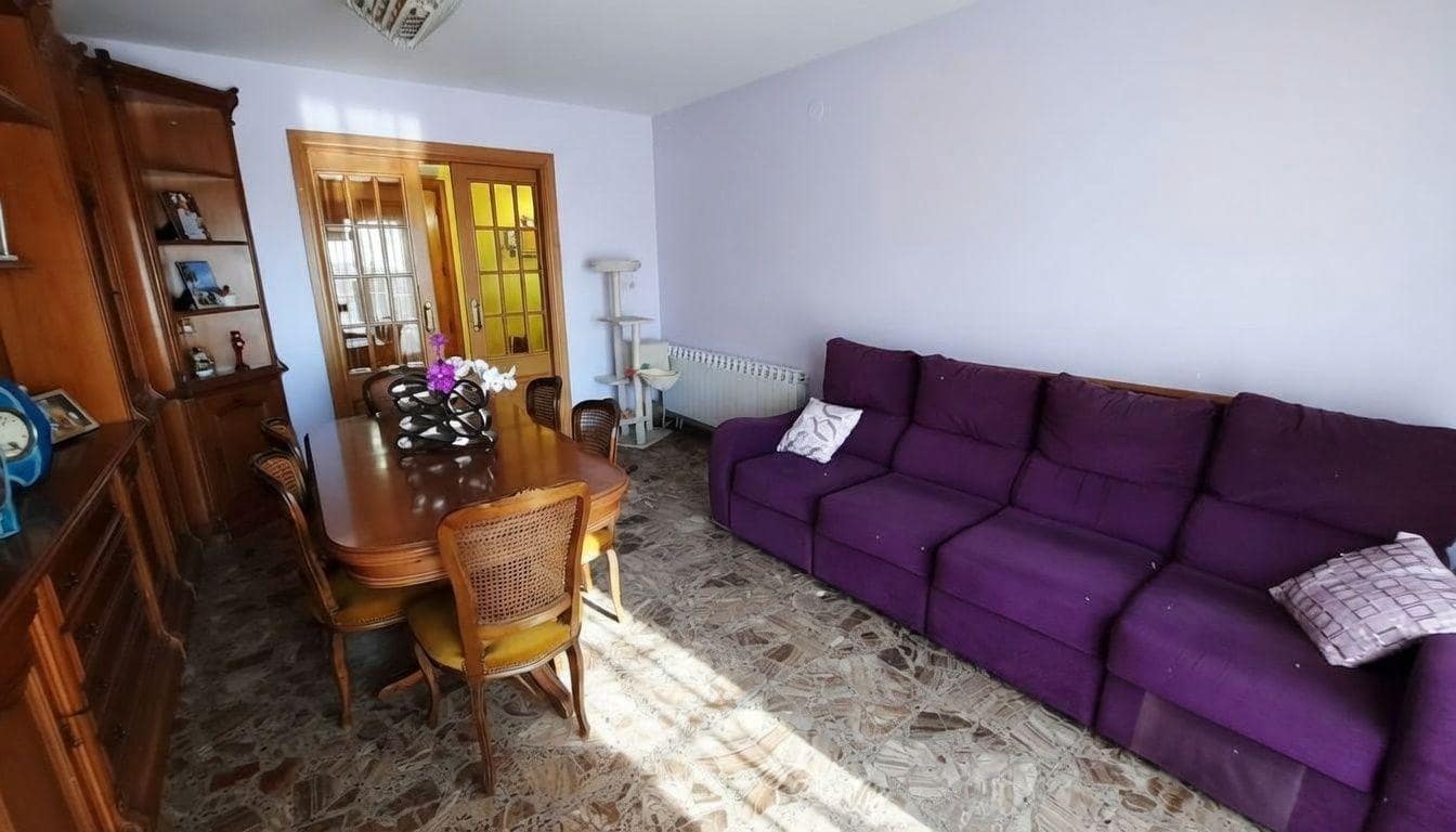 5 sovrum Hus till salu i Sant Carles de la Rapita med garage - 260 000 € (Ref: 9898700)