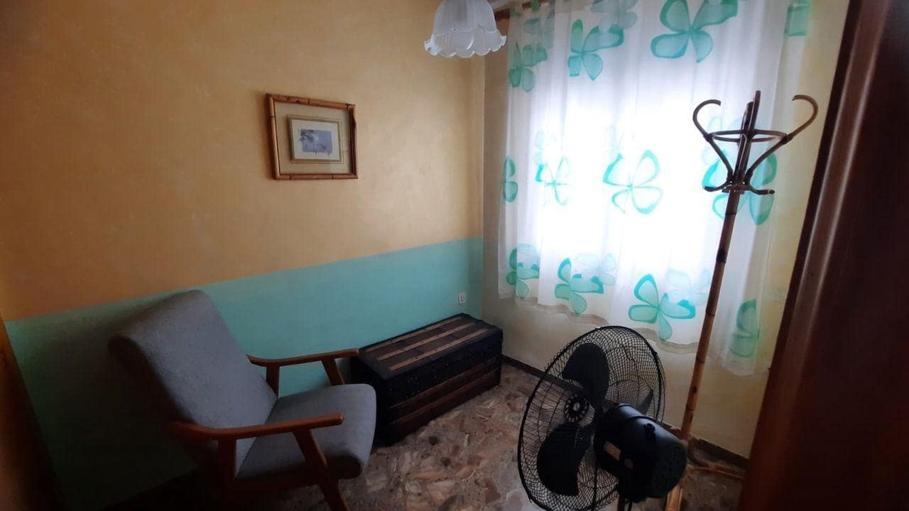 5 sovrum Hus till salu i Sant Carles de la Rapita med garage - 260 000 € (Ref: 9898700)