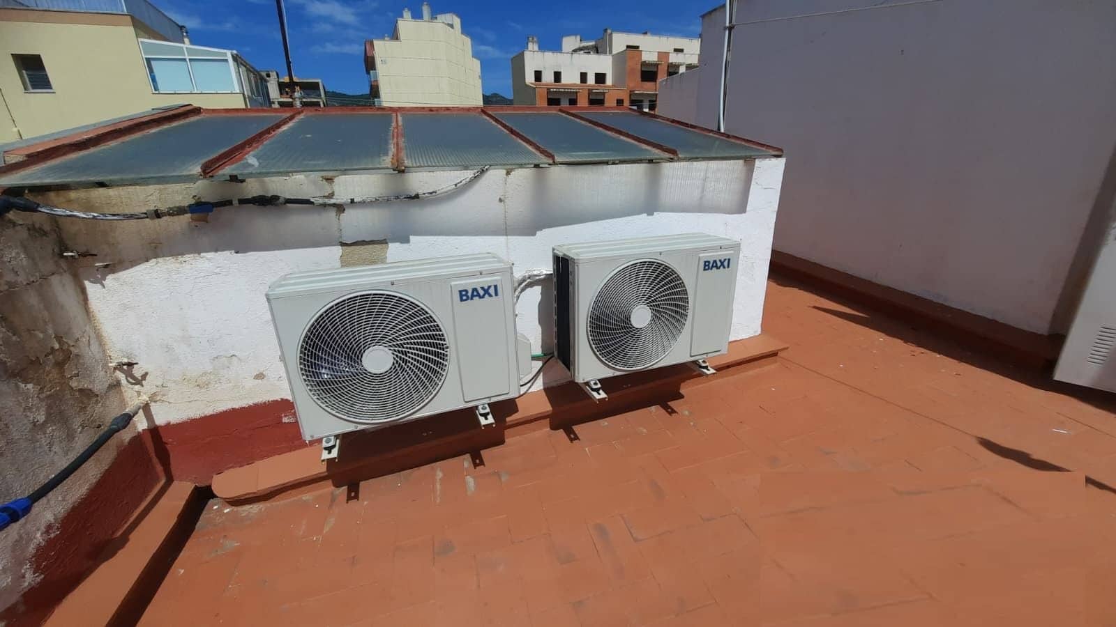 5 sovrum Hus till salu i Sant Carles de la Rapita med garage - 260 000 € (Ref: 9898700)