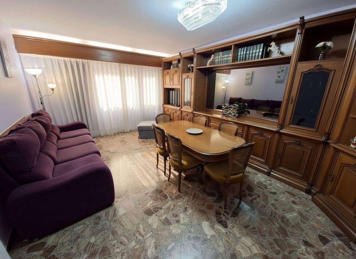 5 soveværelse Byhus til salg i Sant Carles de la Rapita med garage - € 260.000 (Ref: 9898700)