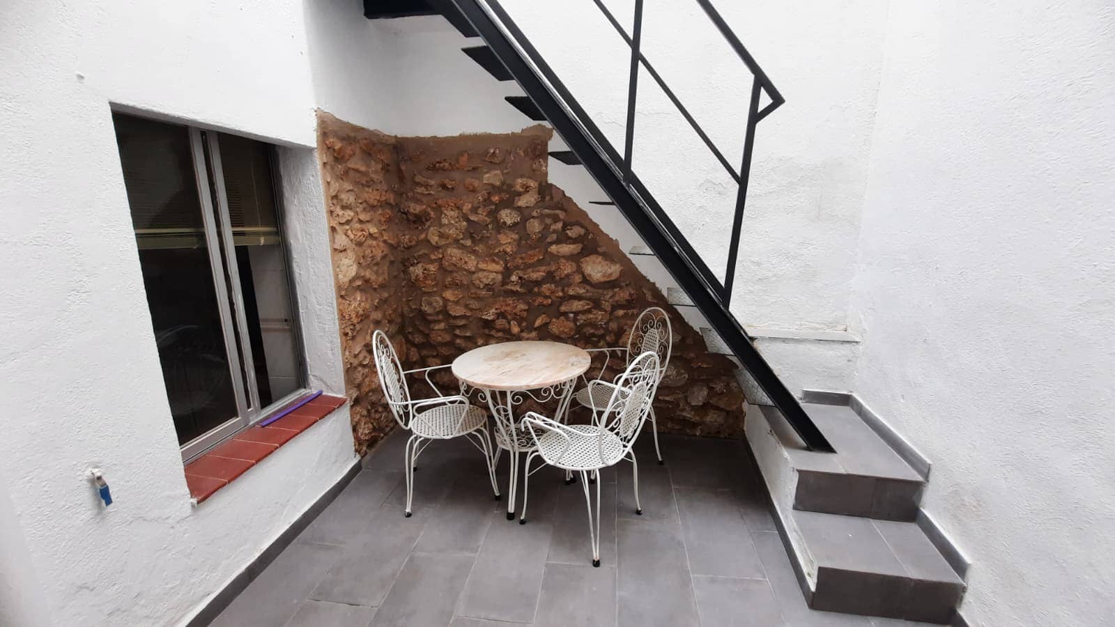 5 soveværelse Byhus til salg i Sant Carles de la Rapita med garage - € 260.000 (Ref: 9898700)