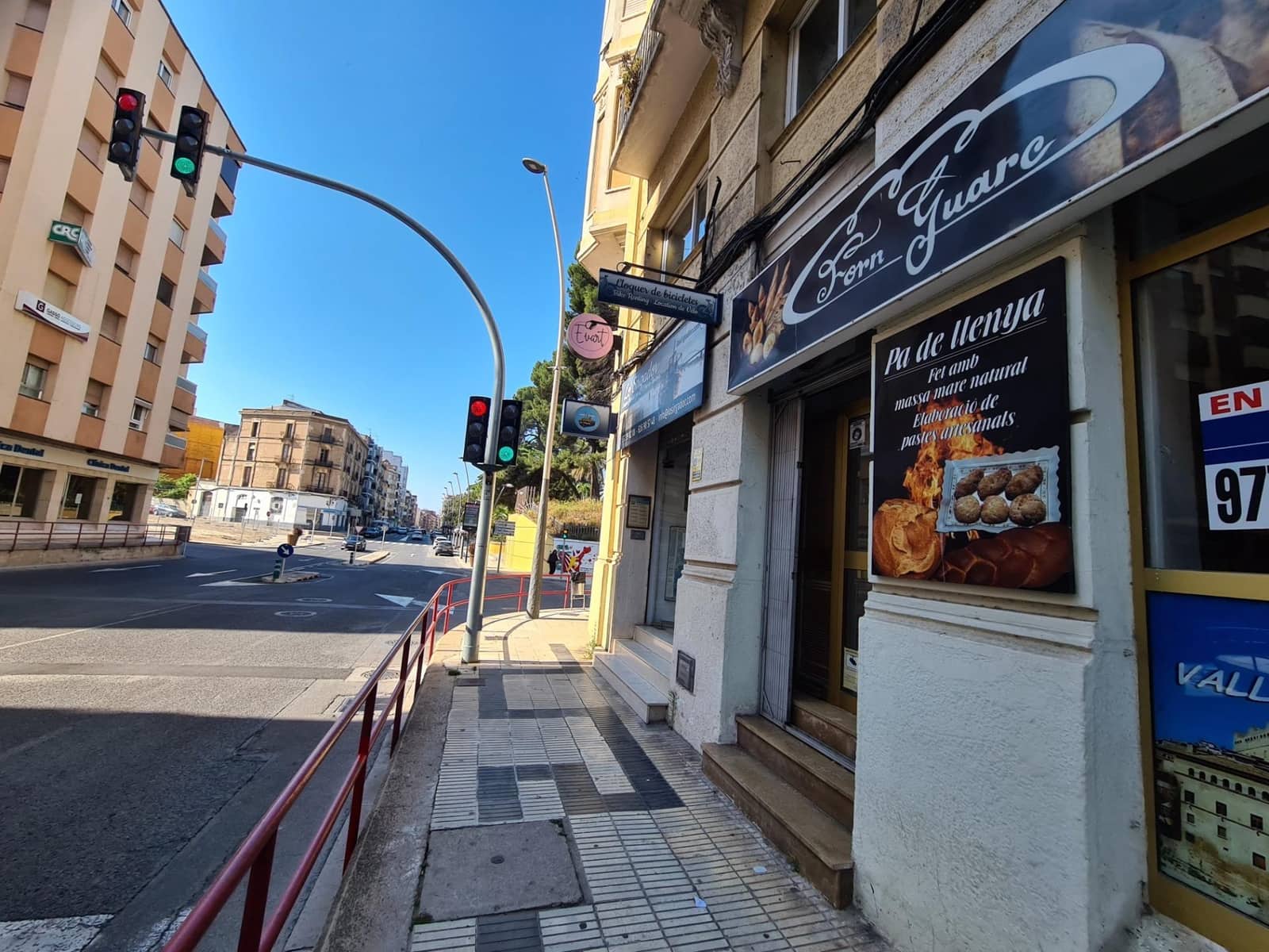 Komercyjne do wynajęcia w Tortosa - 450 € (Ref: 9908046)