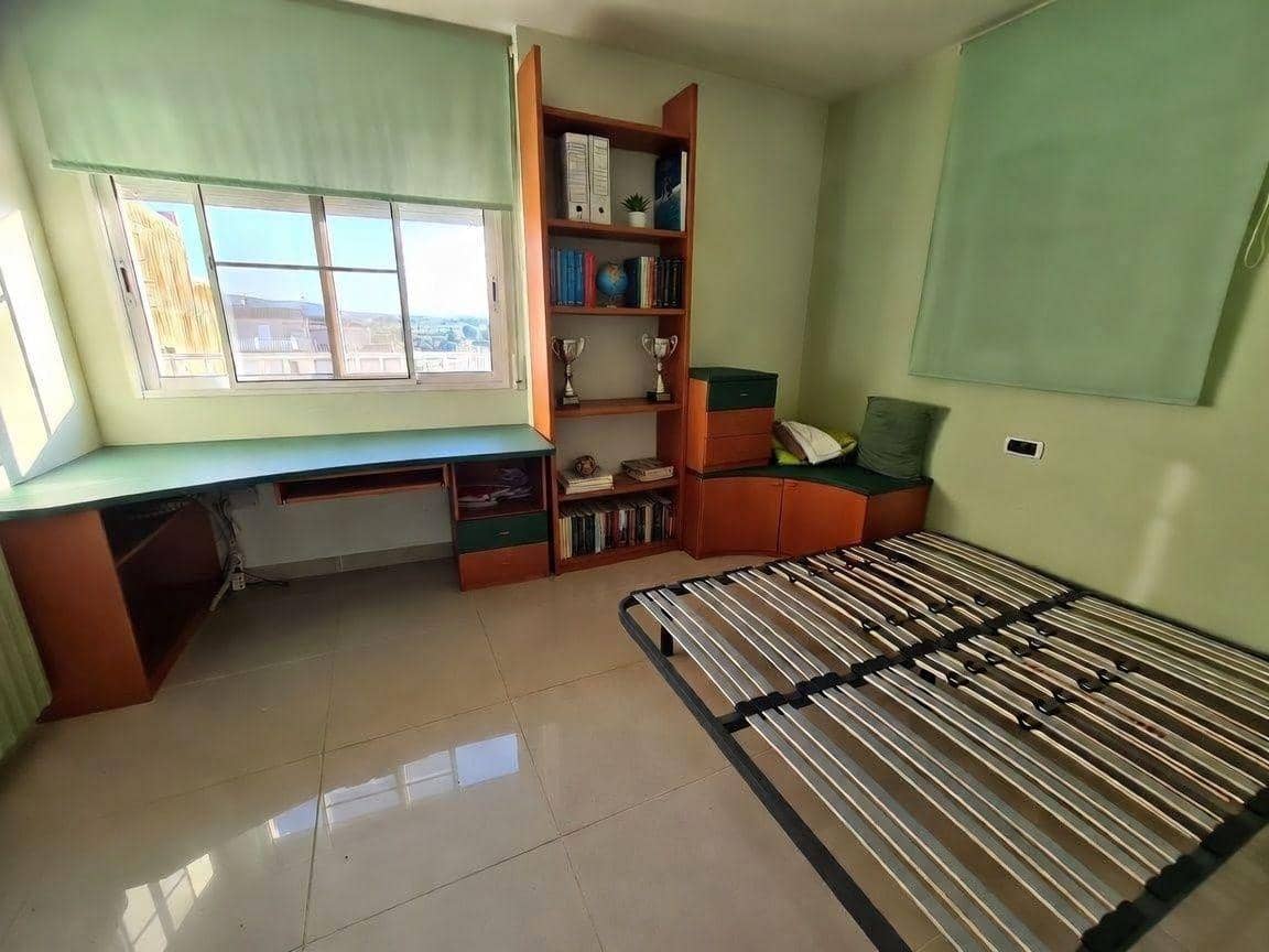 5 makuuhuone Huvila myytävänä paikassa Masdenverge - 249 000 € (Ref: 9913181)