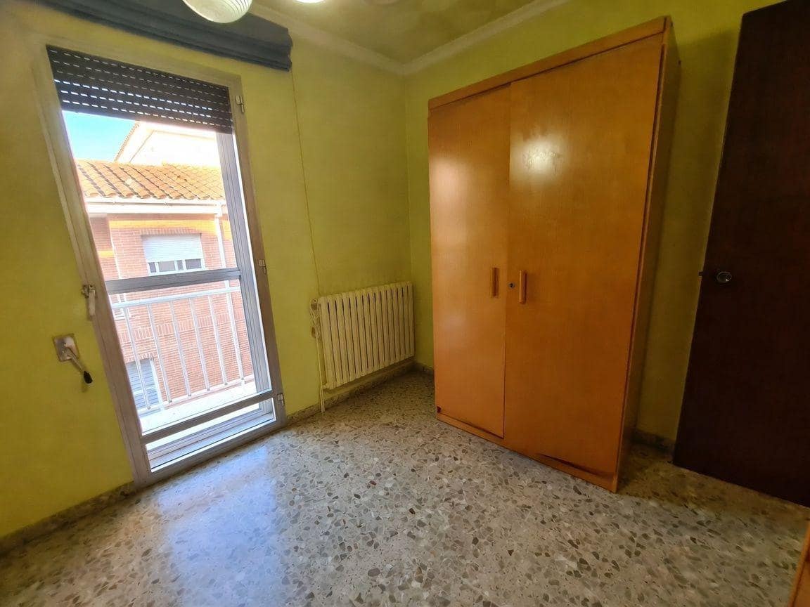 5 makuuhuone Huvila myytävänä paikassa Masdenverge - 249 000 € (Ref: 9913181)