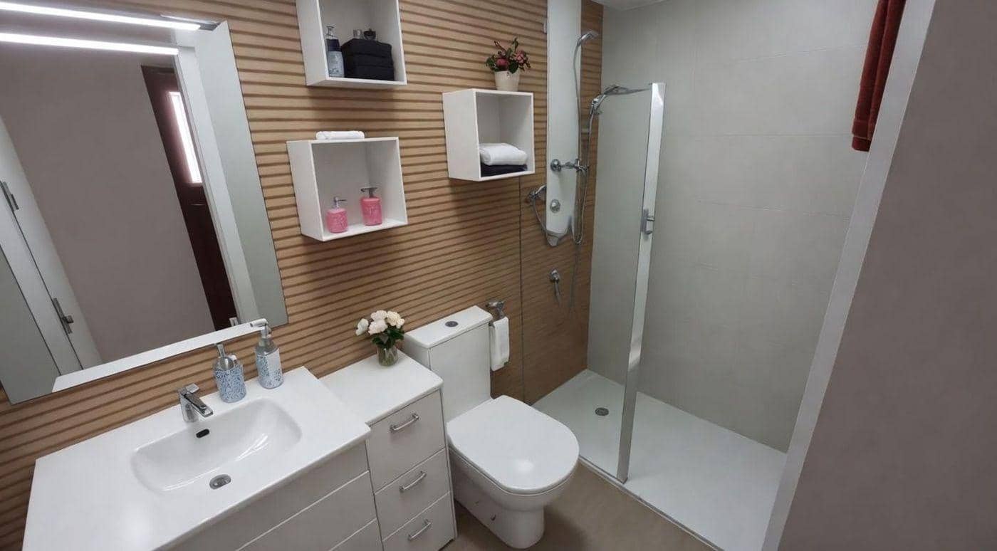4 bedroom Townhouse for sale in Sant Carles de la Rapita - € 225,000 (Ref: 9929406)