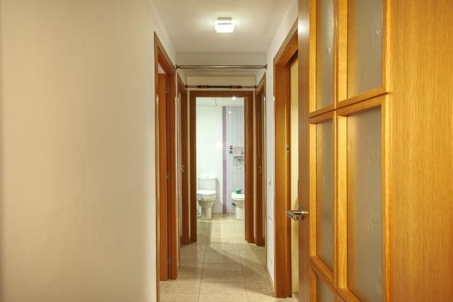 3 soveværelse Lejlighed til salg i Sant Carles de la Ràpita med garage - € 140.000 (Ref: 9942538)