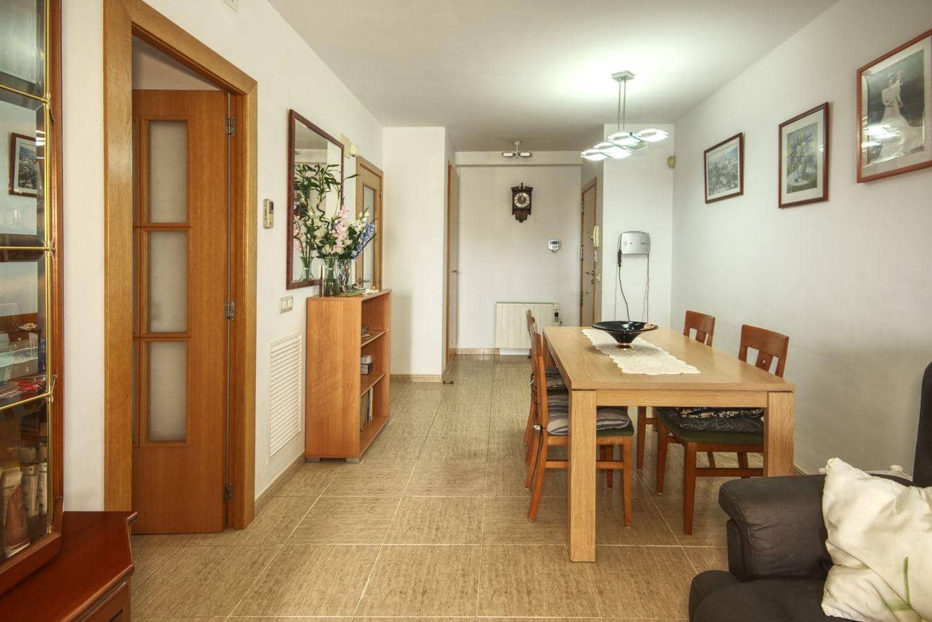 3 soveværelse Lejlighed til salg i Sant Carles de la Rapita med garage - € 140.000 (Ref: 9942538)