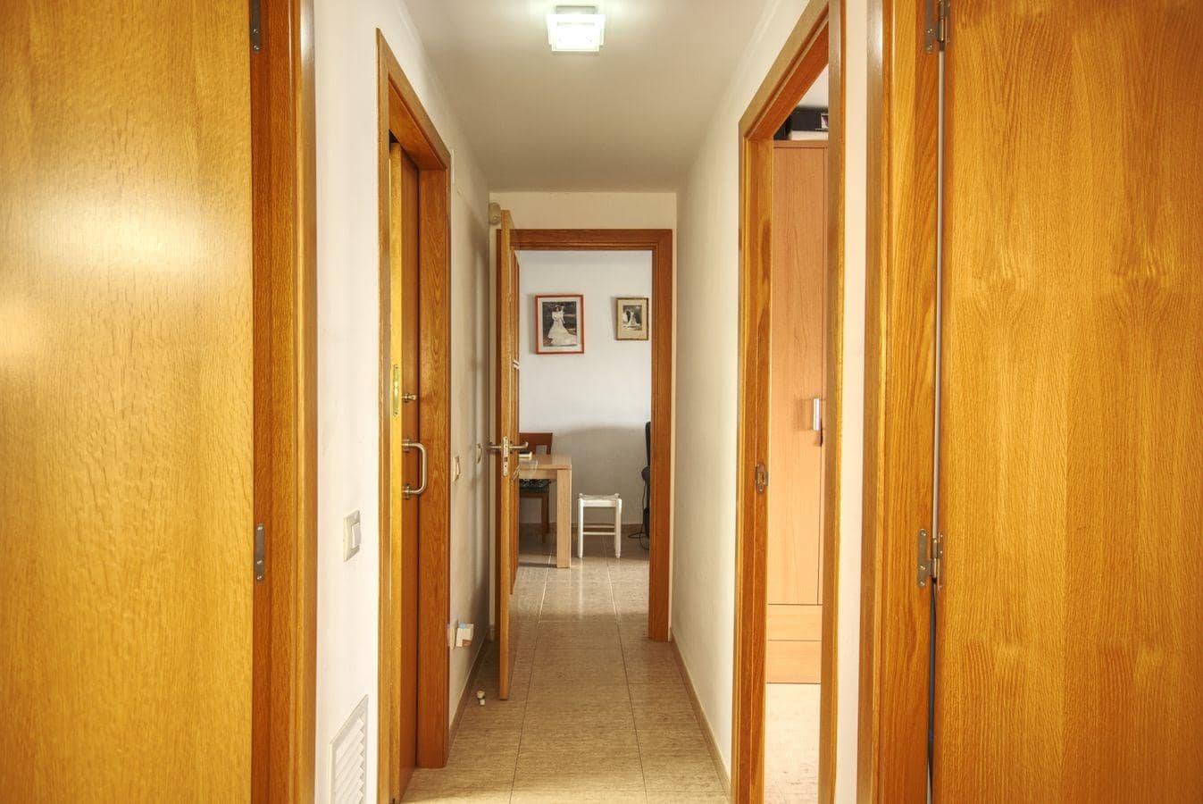 3 soveværelse Lejlighed til salg i Sant Carles de la Rapita med garage - € 140.000 (Ref: 9942538)