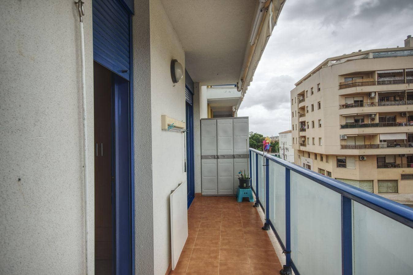 3 soveværelse Lejlighed til salg i Sant Carles de la Rapita med garage - € 140.000 (Ref: 9942538)