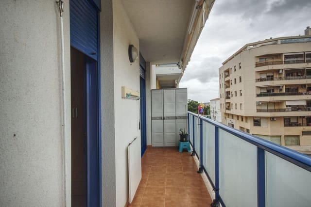 3 soveværelse Lejlighed til salg i Sant Carles de la Ràpita med garage - € 140.000 (Ref: 9942538)