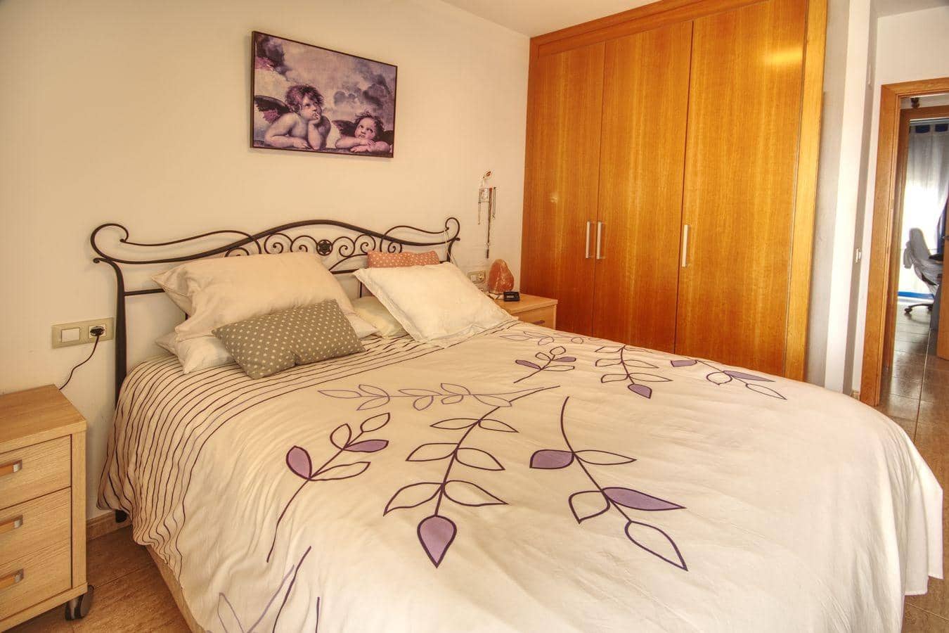 3 soveværelse Lejlighed til salg i Sant Carles de la Rapita med garage - € 140.000 (Ref: 9942538)