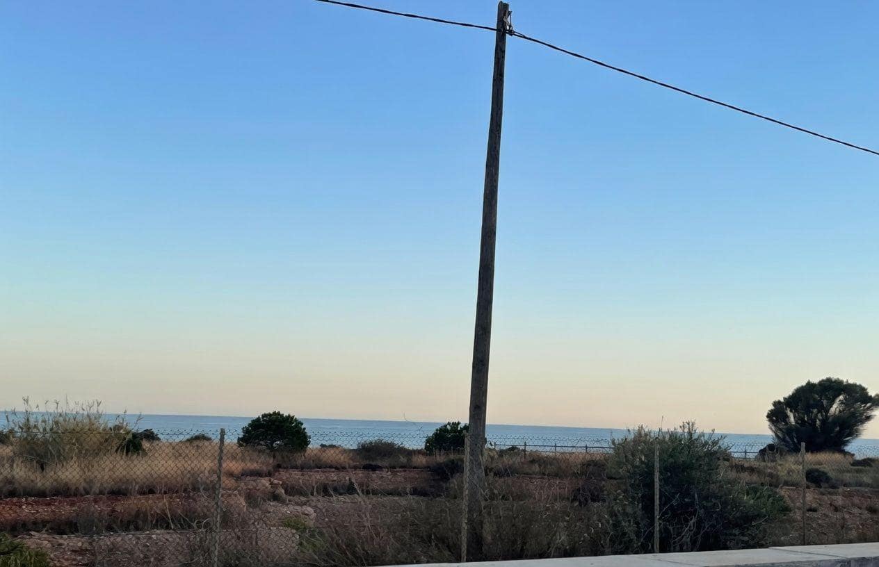Chalet de 3 habitaciones en Vinaròs en venta con piscina garaje - 370.000 € (Ref: 9973329)