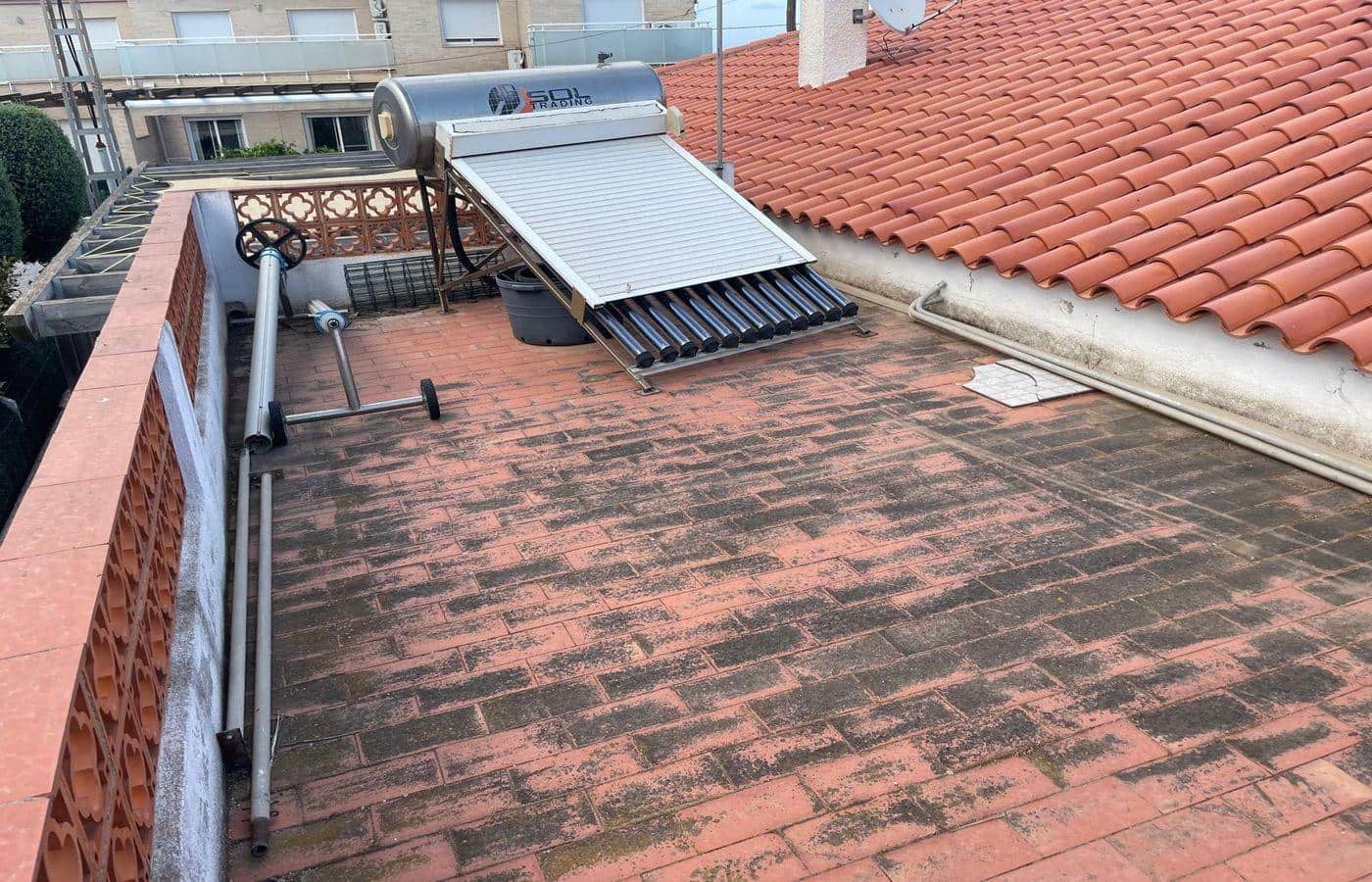 Chalet de 3 habitaciones en Vinaròs en venta con piscina garaje - 370.000 € (Ref: 9973329)