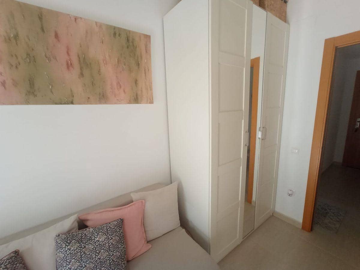 Piso de 2 habitaciones en Sant Carles de la Ràpita en venta con piscina - 137.000 € (Ref: 9975447)