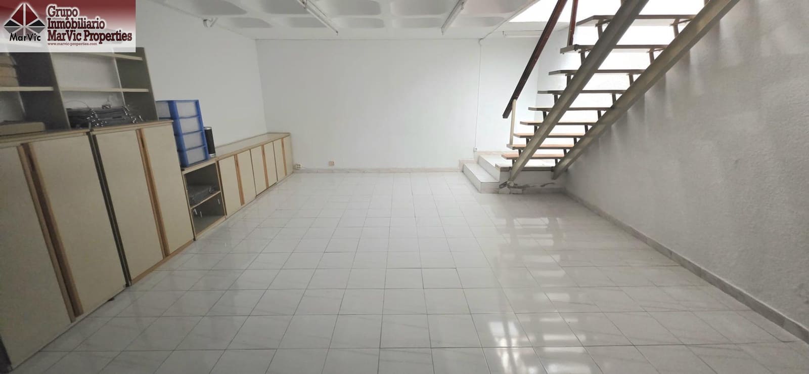 Kaupallinen vuokrattavana paikassa Benidorm - 1 200 € (Ref: 10003732)