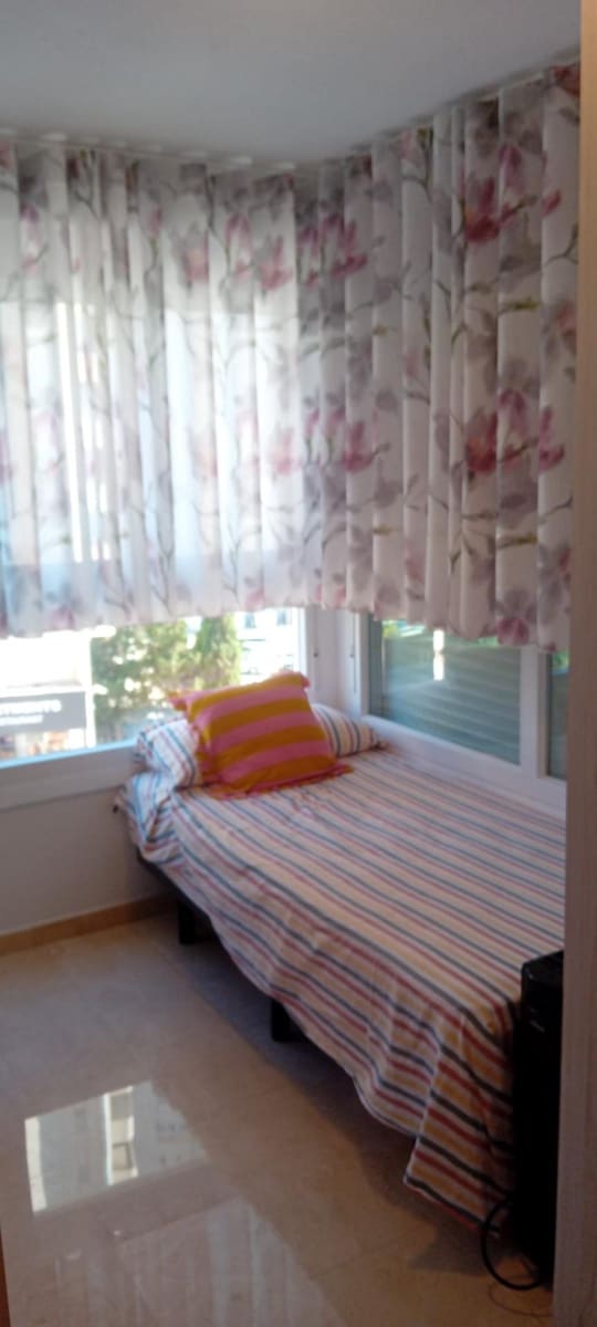 2 sypialnia Apartament na sprzedaż w Benidorm z basenem garażem - 240 000 € (Ref: 10003733)
