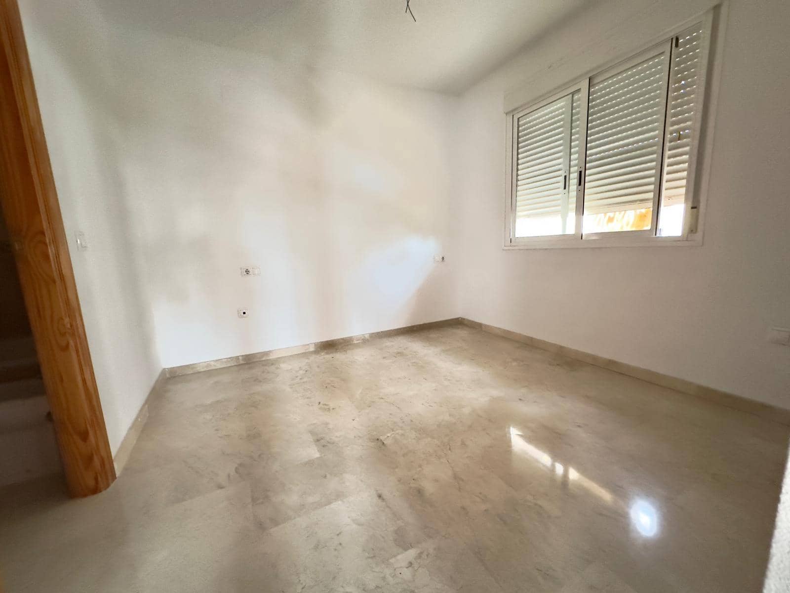 2 sypialnia Apartament na sprzedaż w Benidorm z basenem garażem - 240 000 € (Ref: 10003733)