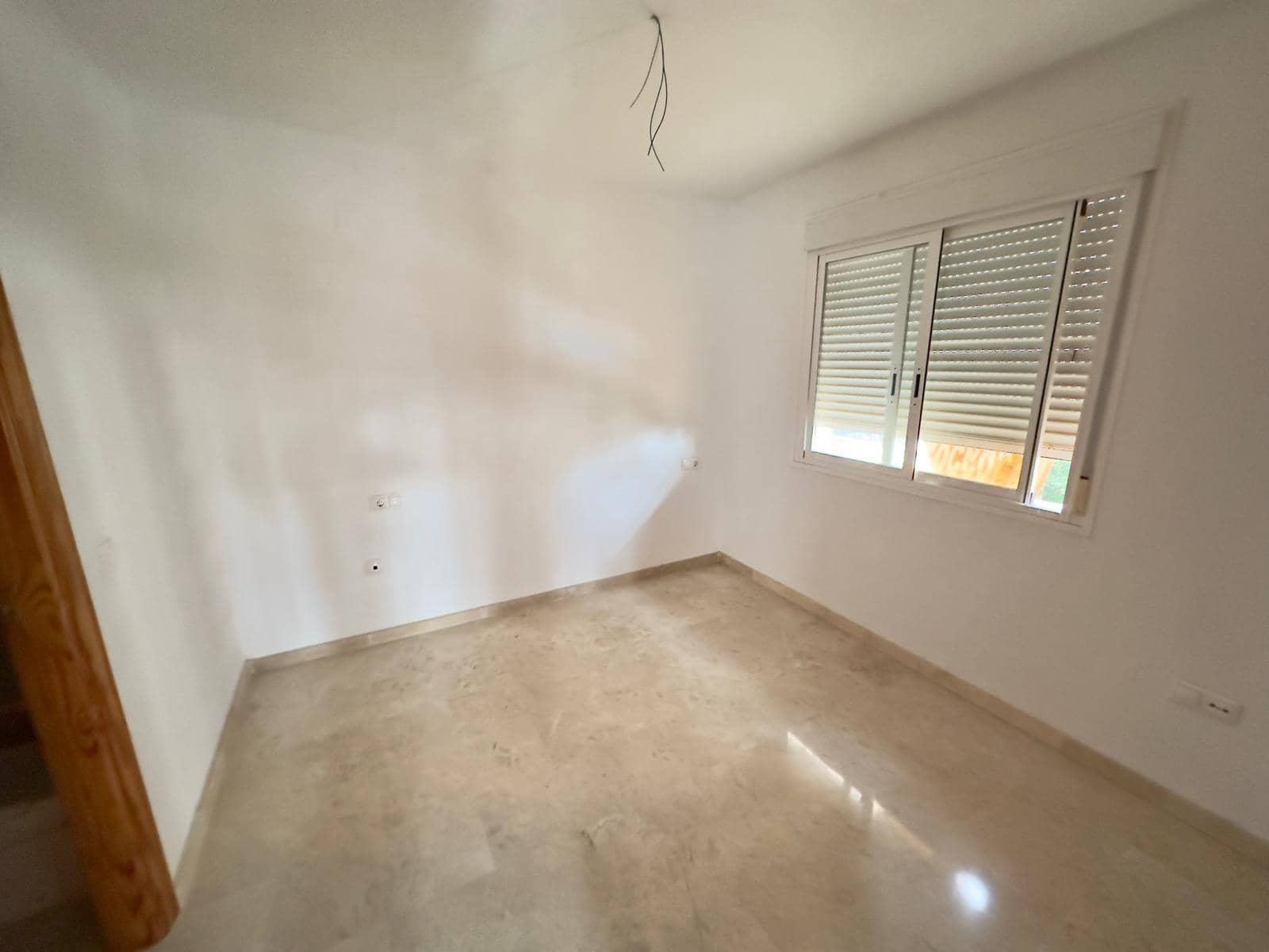 2 sypialnia Apartament na sprzedaż w Benidorm z basenem garażem - 240 000 € (Ref: 10003733)