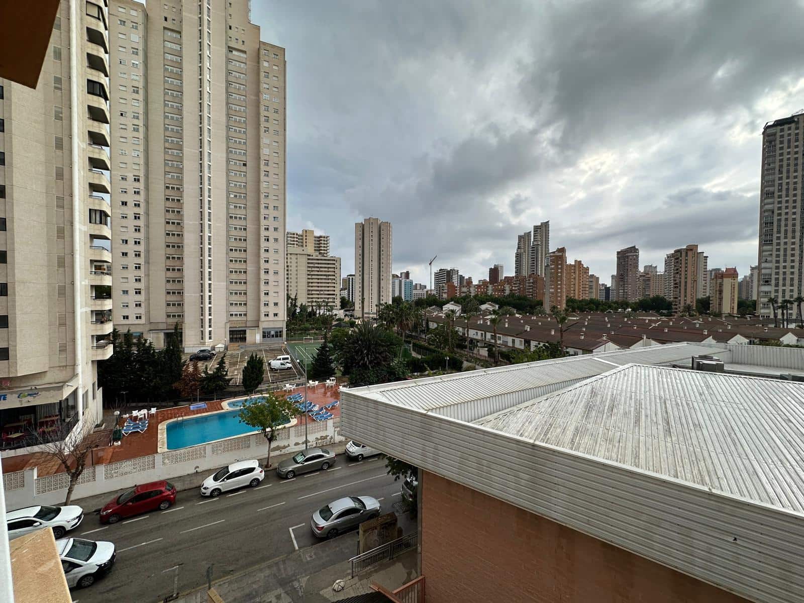 2 sypialnia Apartament na sprzedaż w Benidorm z basenem garażem - 240 000 € (Ref: 10003733)