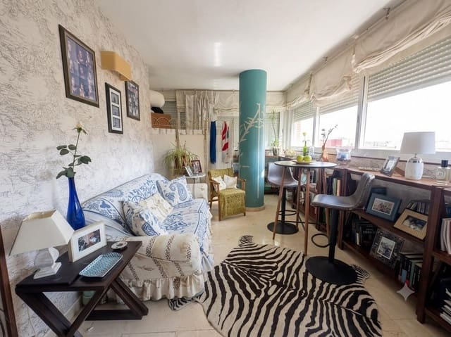 2 bedroom Apartment for sale in Benidorm with pool garage - € 309,500 (Ref: 10017572)