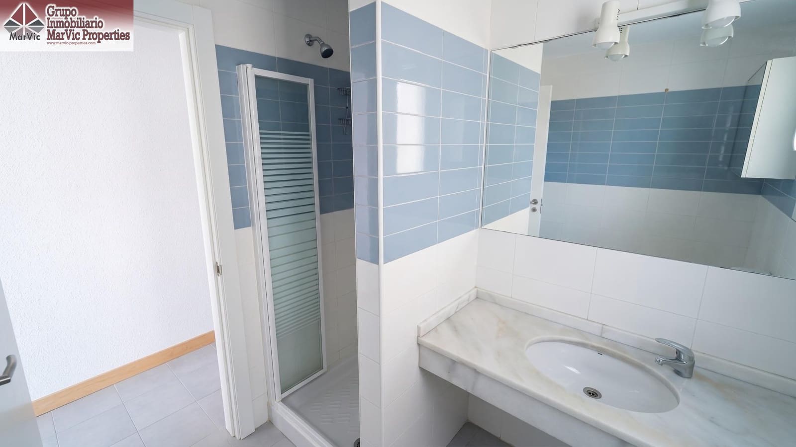 2 sovrum Lägenhet till salu i Benidorm med pool - 299 000 € (Ref: 10047405)