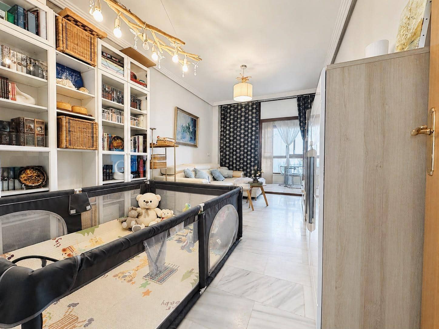 2 soveværelse Lejlighed til salg i Benidorm med swimmingpool garage - € 385.000 (Ref: 10055366)