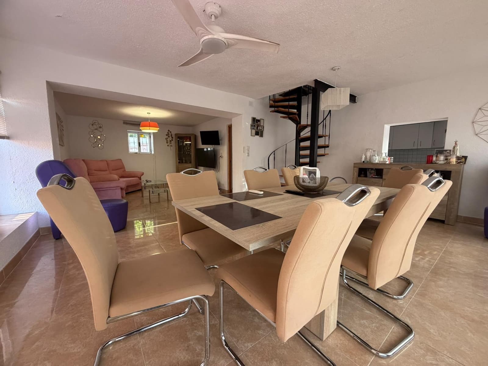 7 Zimmer Villa zu verkaufen in Benidorm mit Pool Garage - 780.000 € (Ref: 10059206)