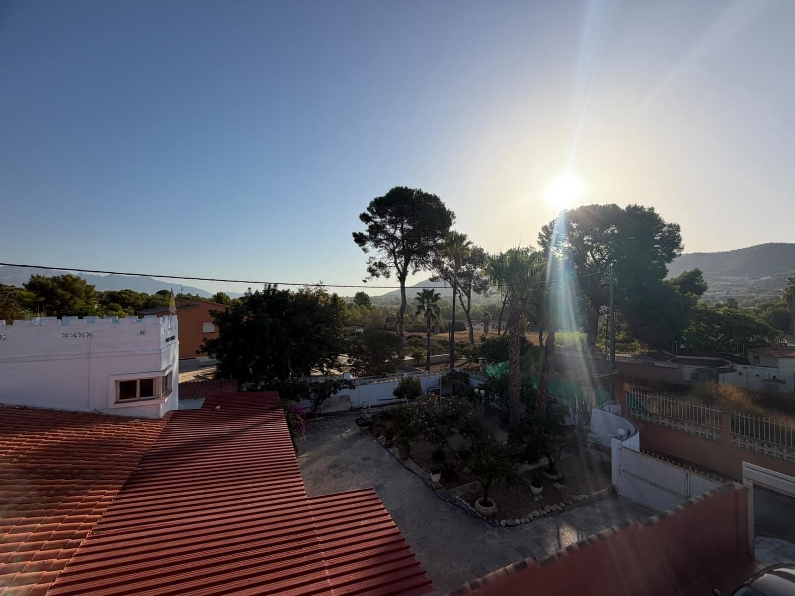 7 Zimmer Villa zu verkaufen in Benidorm mit Pool Garage - 780.000 € (Ref: 10059206)