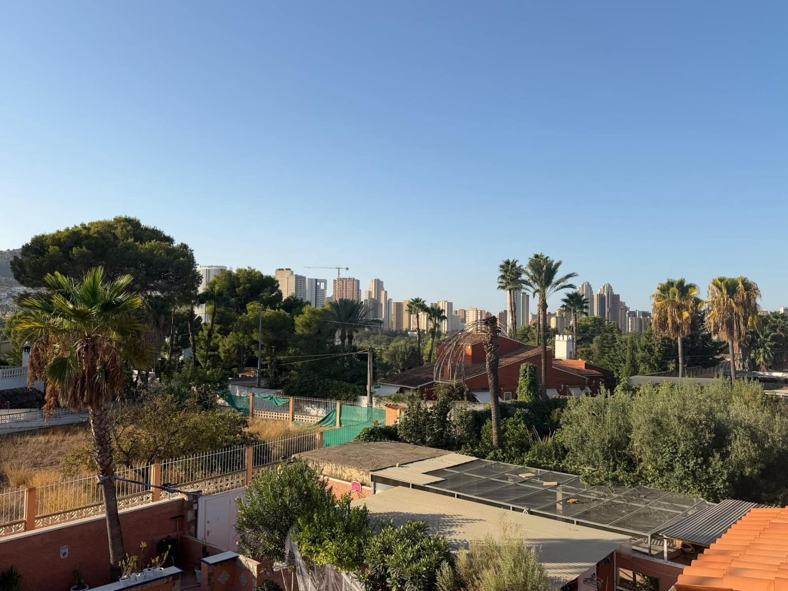 7 Zimmer Villa zu verkaufen in Benidorm mit Pool Garage - 780.000 € (Ref: 10059206)