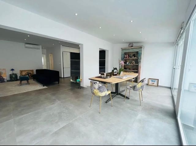 2 slaapkamer Rijtjeshuis te koop in Alfaz del Pi / L'Alfàs del Pi - € 289.950 (Ref: 10062067)