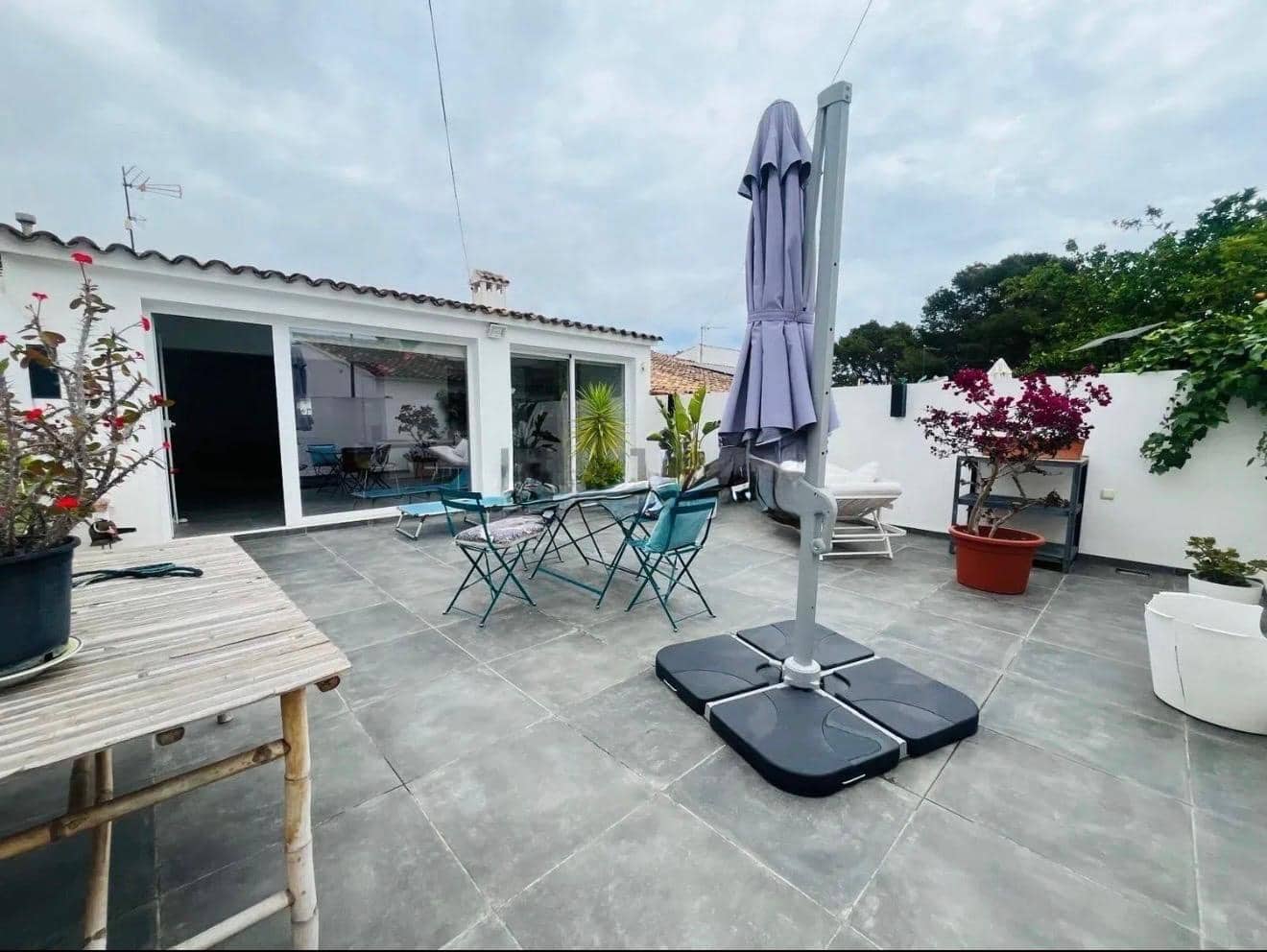 2 slaapkamer Rijtjeshuis te koop in Alfaz del Pi / L'Alfas del Pi - € 289.950 (Ref: 10062067)