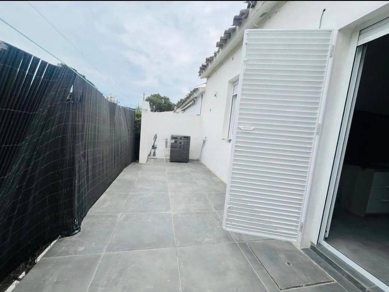 2 slaapkamer Rijtjeshuis te koop in Alfaz del Pi / L'Alfas del Pi - € 289.950 (Ref: 10062067)