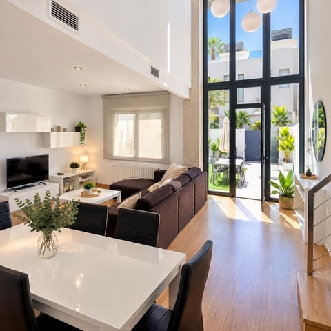 3 slaapkamer Villa te koop in Alfaz del Pi / L'Alfàs del Pi met garage - € 570.000 (Ref: 10081293)