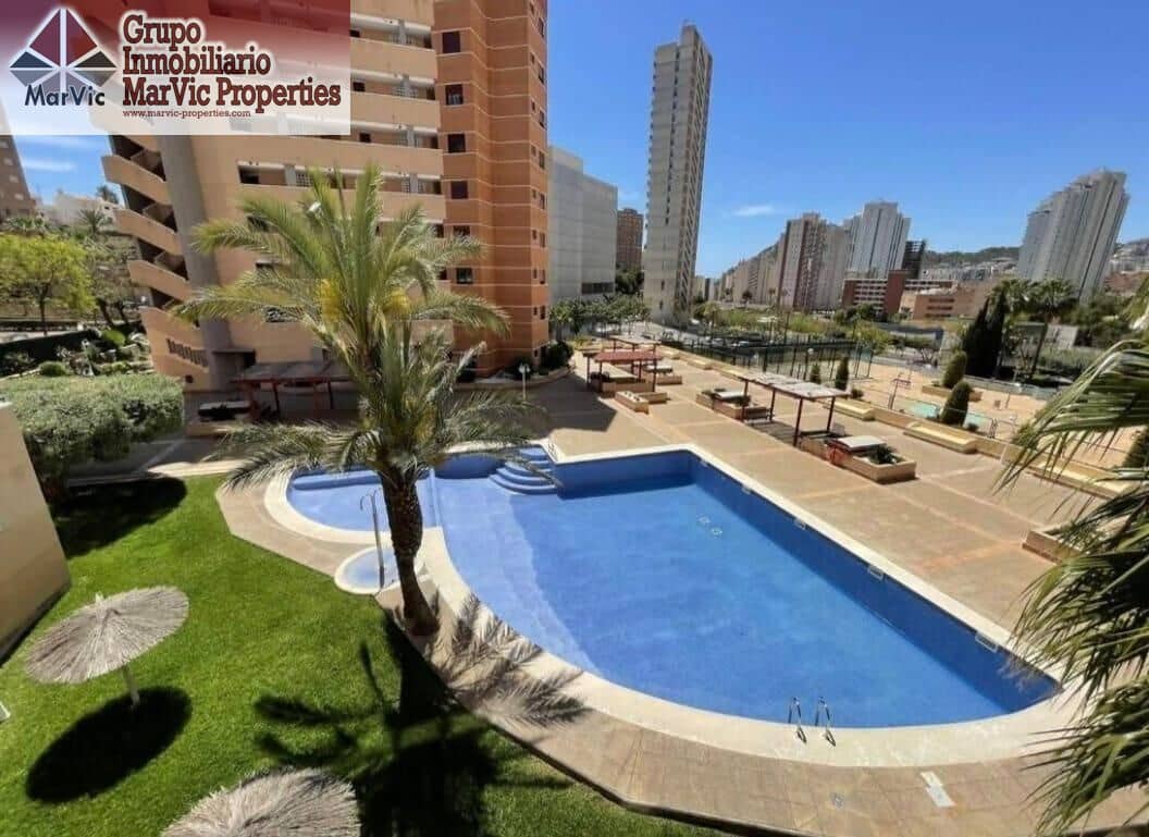 2 makuuhuone Asunto myytävänä paikassa Benidorm mukana uima-altaan - 250 000 € (Ref: 10089773)