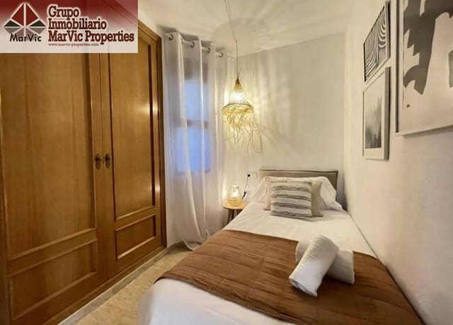 2 slaapkamer Flat te koop in Benidorm met zwembad - € 250.000 (Ref: 10089773)