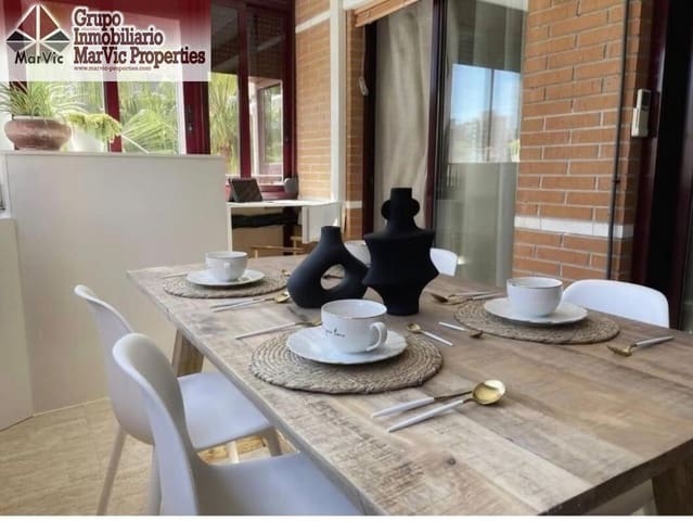 2 slaapkamer Flat te koop in Benidorm met zwembad - € 250.000 (Ref: 10089773)